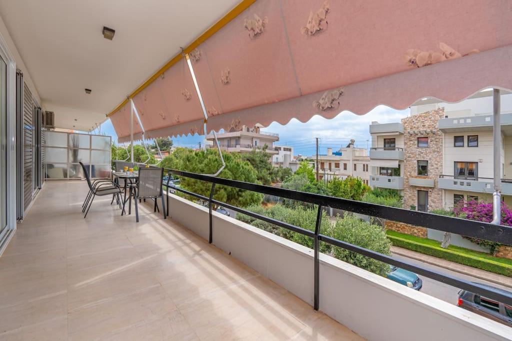 Peaceful 2 Bedroom In Glyfada Center Atene Esterno foto